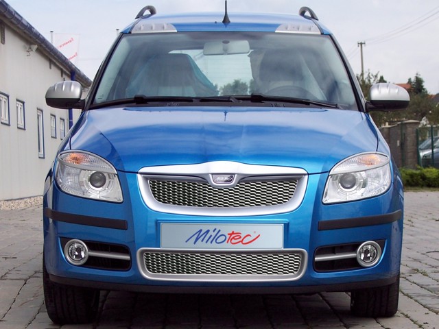Maska s nerez mřížkou, Škoda Roomster / Fabia II