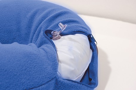 Polštářek cestovní nafukovací Fleece