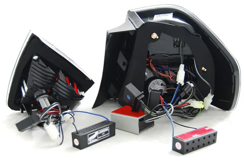 Zadní světla LED LIGHTBAR BMW E90 05-08 kouřová