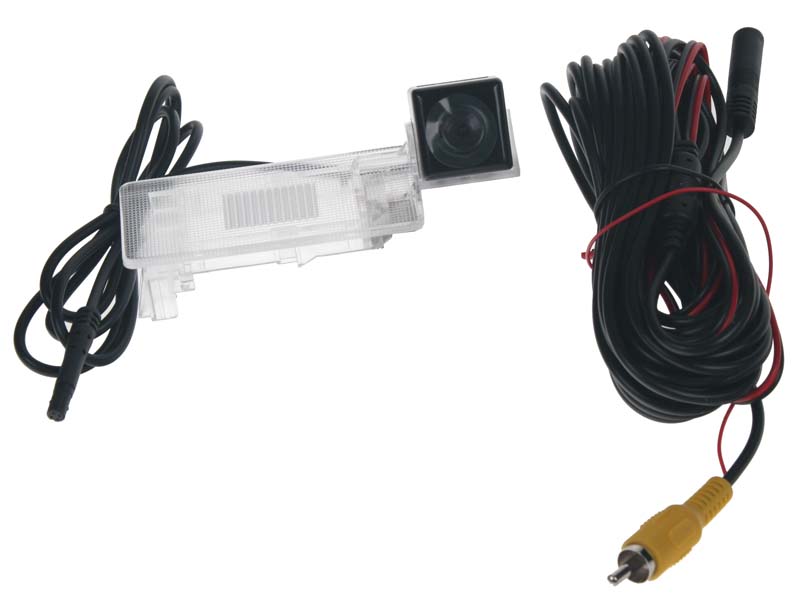 Kamera SOC, formát PAL do vozu VW Passat 2011-, Sharan II, Fabia 3