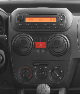 2DIN redukce pro Citroën Nemo, Fiat Qubo, Fiorino, Peugeot Bipper 2008-