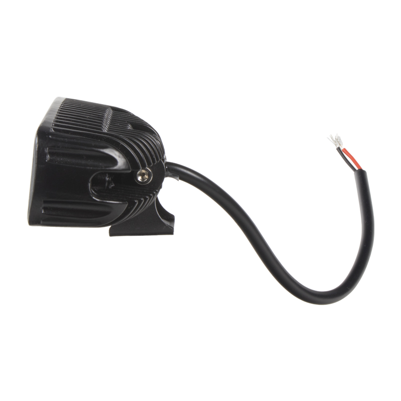 LED světlo 10-30V, 6x3W, R10, rozptýlený paprsek, 160x46x53mm