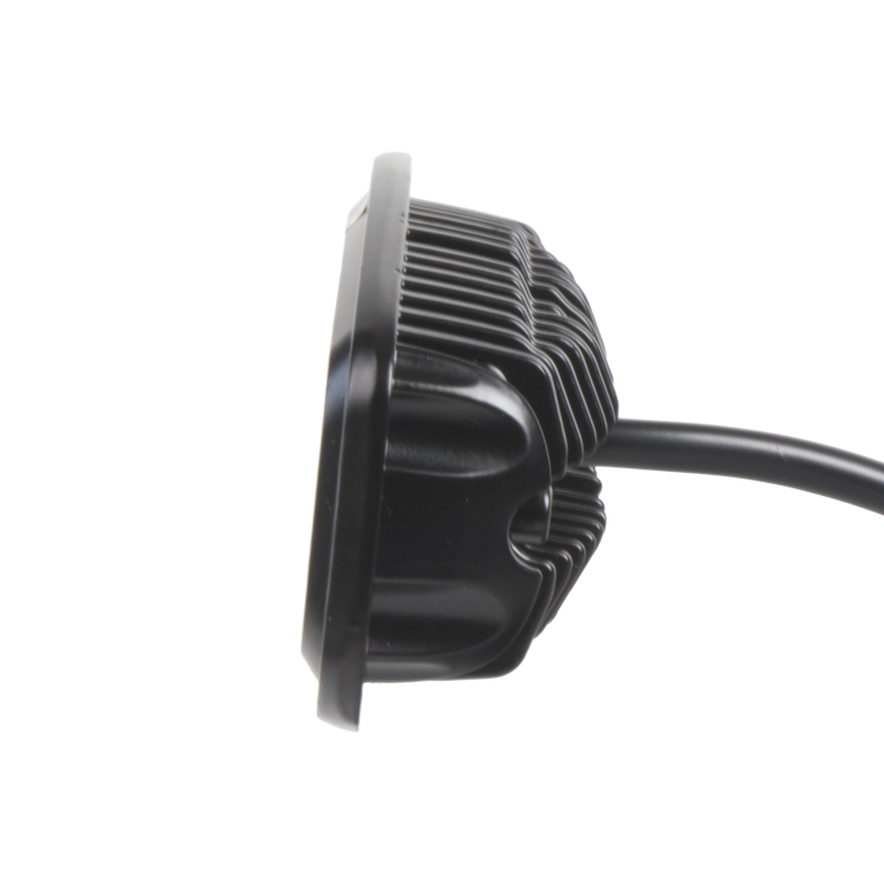 LED světlo 10-30V, 6x3W, R10, bodový paprsek, 185x59x35mm