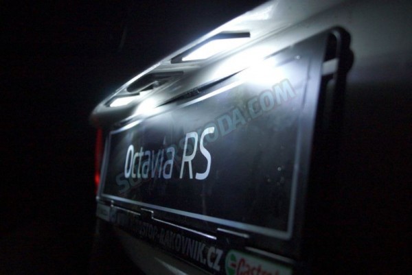 LED OSVĚTLENÍ SPZ ŠKODA OCTAVIA II (2008 - 2013)  CANBUS MEGA POWER