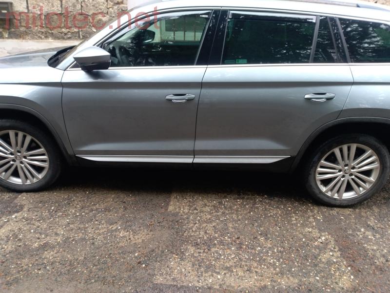 Lišty bočních dveří M-TRACK - stříbrné matné, Kodiaq od r.v. 2016 -