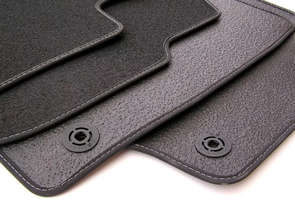 Textilní autokoberce Škoda Rapid (2012 - 2020) s fixačním systémem