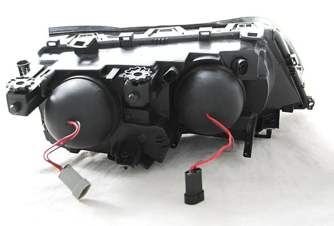 Přední světlomet BMW E46, 2001-2005, sedan, touring, levý FBM01L