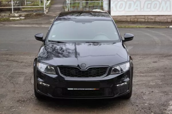 Sportovní přední maska Škoda Octavia III (2012 - 2020) - Honeycomb Design