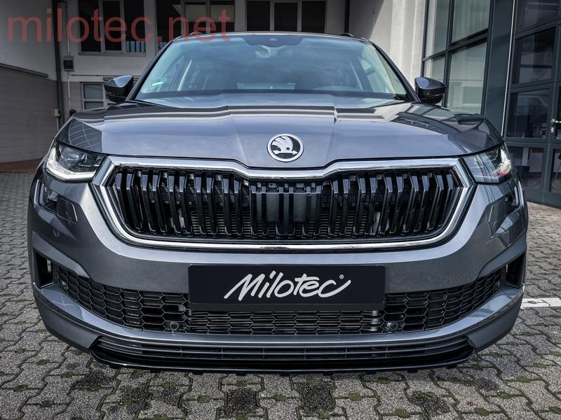 Ochranná lišta předního nárazníku - černý lesklý "klavírlak", Kodiaq Facelift