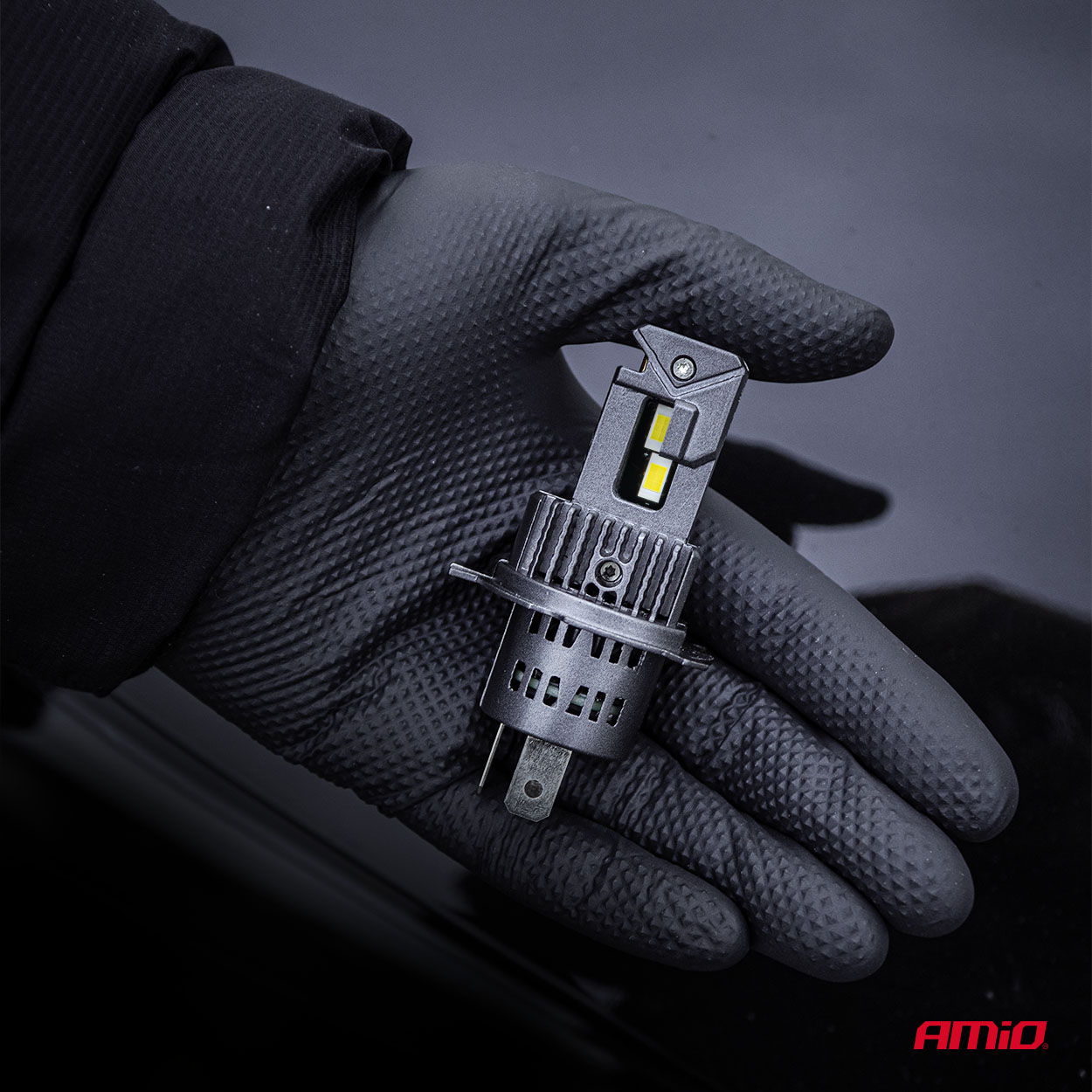 LED žárovky H4 | H19 AMIO F25 SILVER FULL CANBUS, 4700 LM