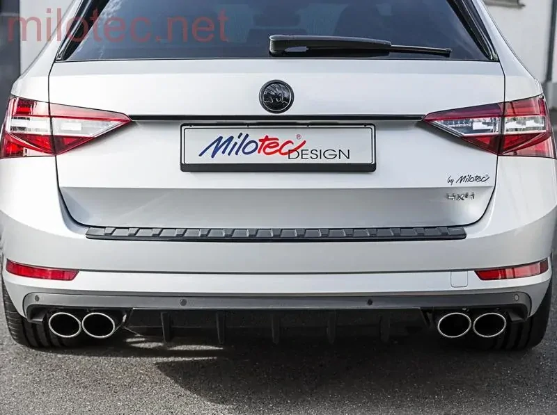 Práh pátých dveří s výstupky, ABS-černá metalíza, Škoda Superb III. Limousine