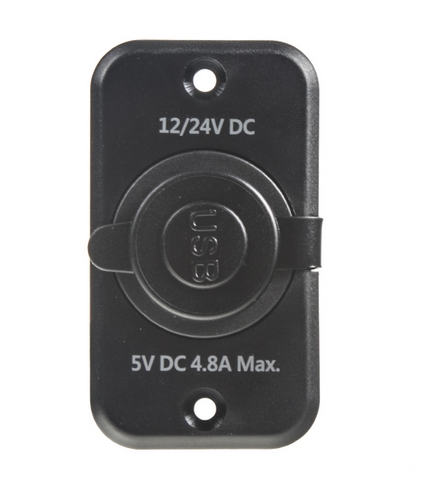 2x USB zásuvka v panelu max 3,1 A