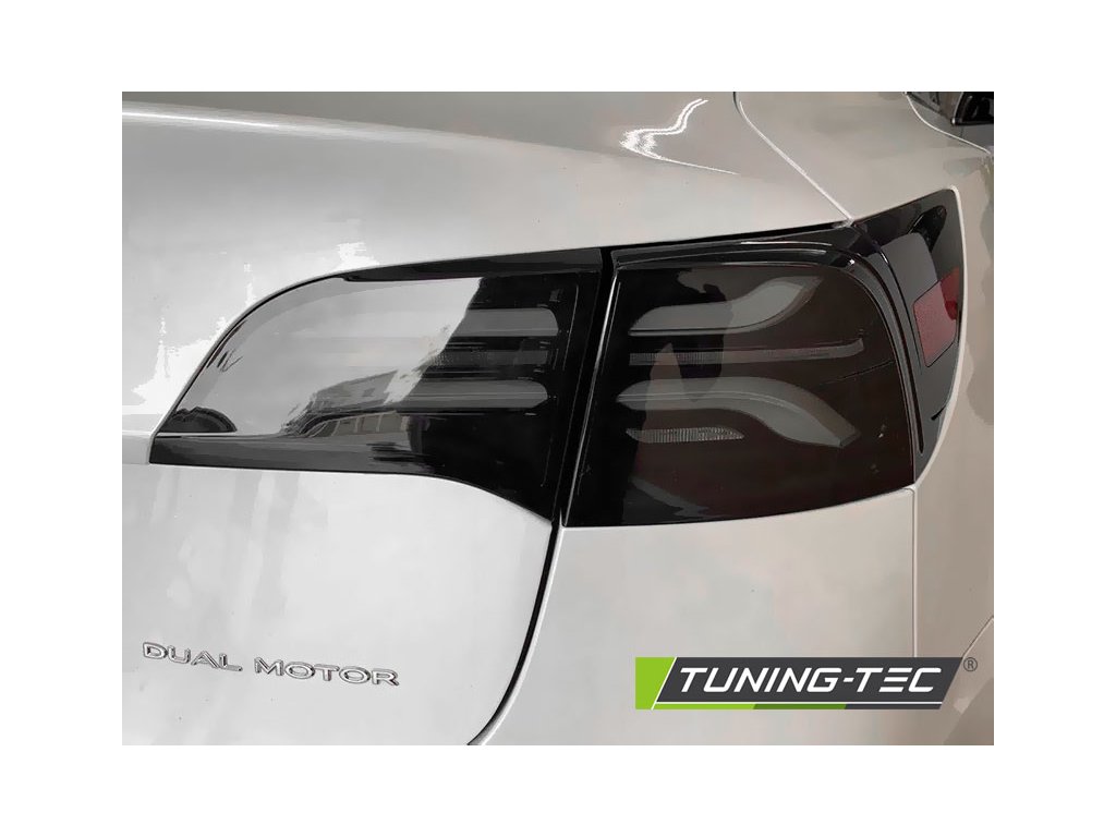 Zadní světla Tesla Model 3 17- černá/kouřová LED BAR