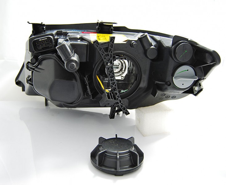 Přední světla BMW E90, E91 03.05-11 Angel Eyes - černé H7+H7