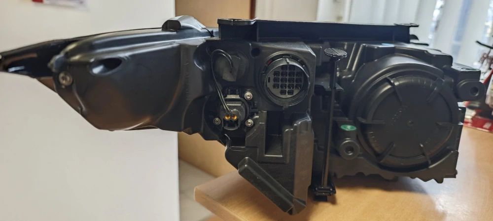 Přední levé světlo Range Rover Evoque bi-xenon