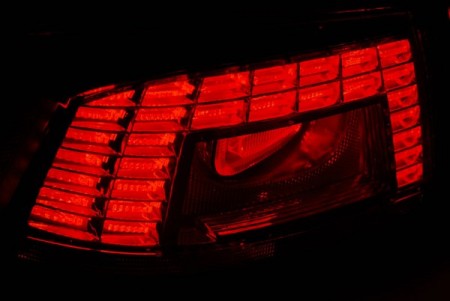 Světla zadní VW PASSAT B7 SEDAN 10.10-10.14 RED SMOKE LED