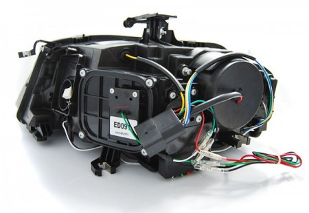 PŘEDNÍ SVĚTLA, SVĚTLOMETY, LAMPY AUDI A4 B8, 2008-2011 S DENNÍM SVÍCENÍM, TUBE LIGHT, XENON, ČERNÉ