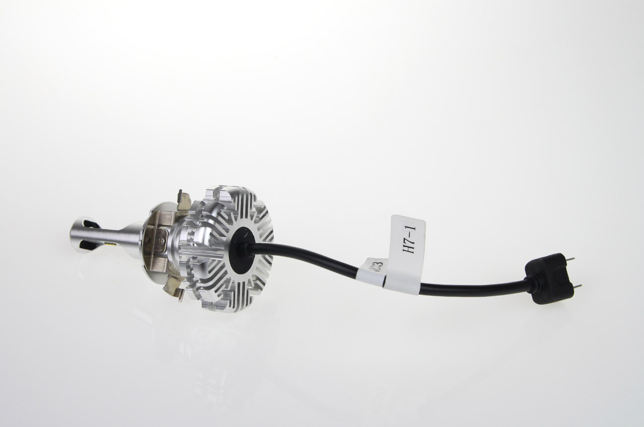 LED HEADLIGHT ŽÁROVKY H7-1 6000 K / 3200 LM SX SERIES