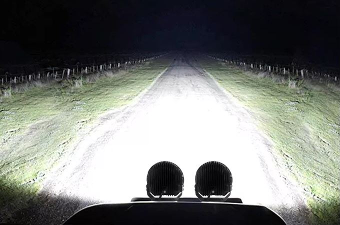 LED světlo kulaté s pozičním a výstražným světlem, 141W, ECE R7/R10/R112