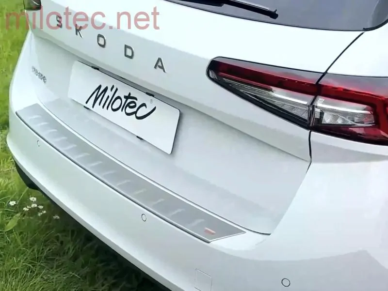 Práh pátých dveří - Alu Brush - matný, Superb IV. Combi