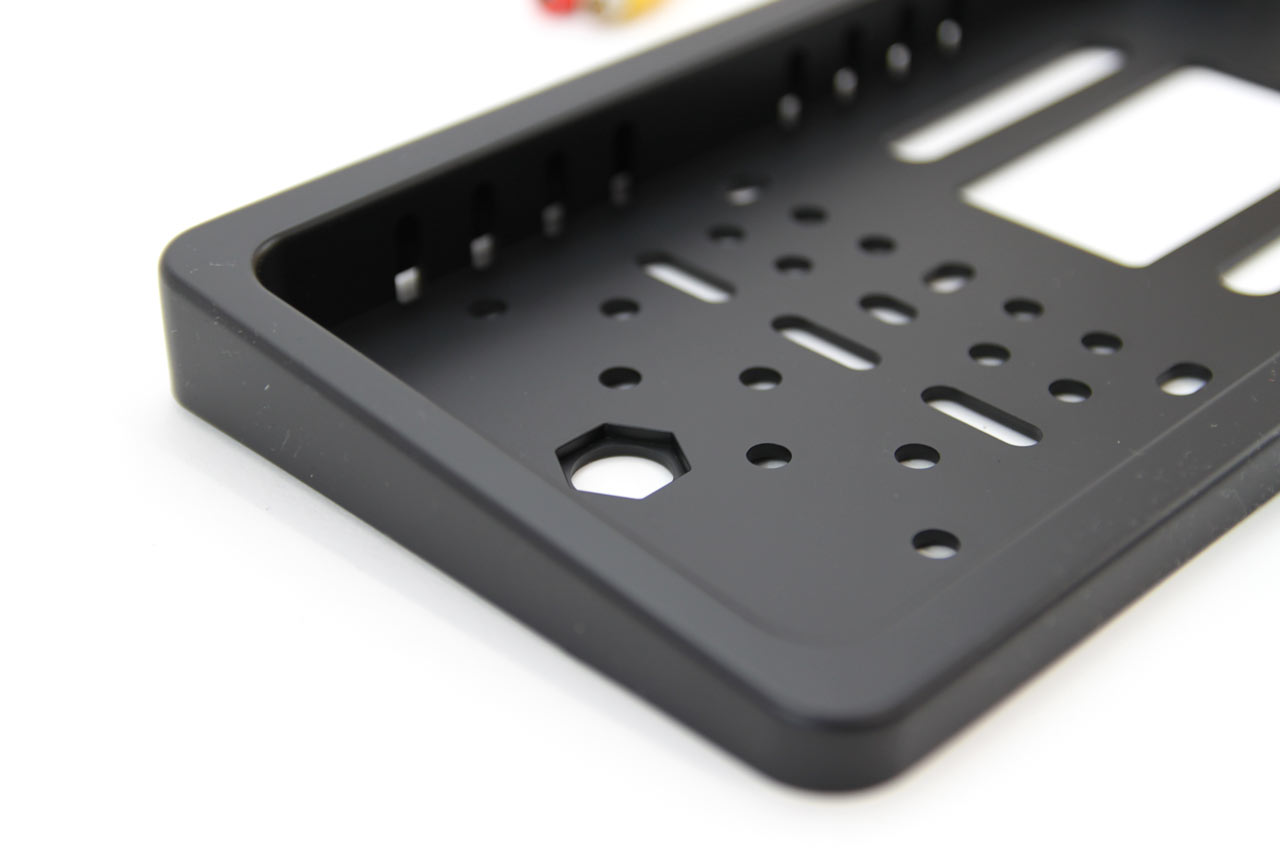 Parkovací senzory s kamerou v SPZ a TFT displejem 4.3" XD-402, bílé Plug & Play