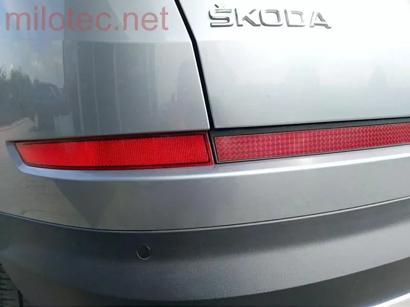 ČervenáLišta RS look, Kodiaq od r.v. 2016-2021