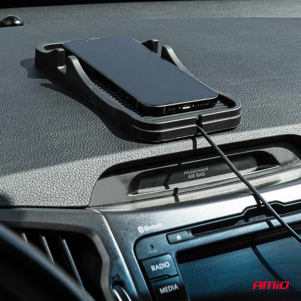 Bezdrátová Qi nabíječka do auta AMIO 3.0 15W s USB, 186x103 mm