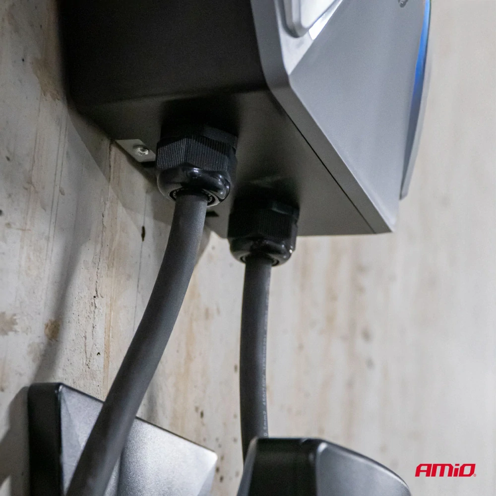 Třífázová nástěnná nabíječka pro elektromobily 11kW 16A 400V, IP66, AMiO