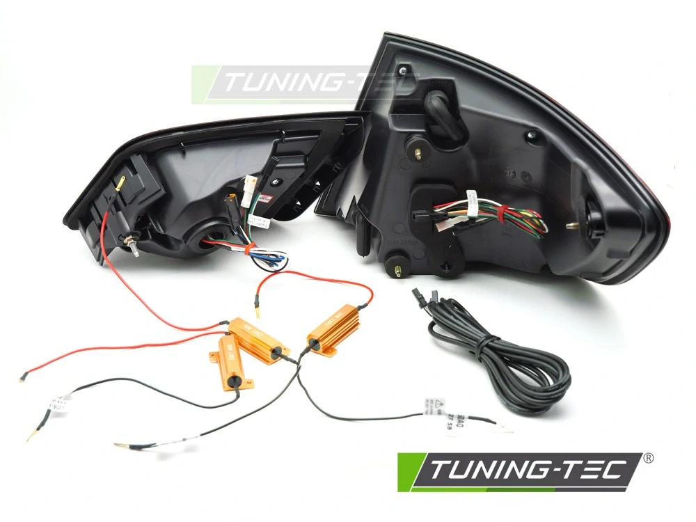 Zadní světla BMW F10 2010-2013 červená/kouřová LED SEQ