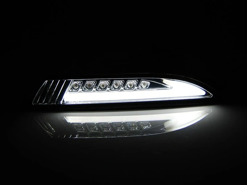 PŘEDNÍ BLINKRY LED S POZIČNÍM SVĚTLEM VW SCIROCCO 08-, KOUŘOVÉ