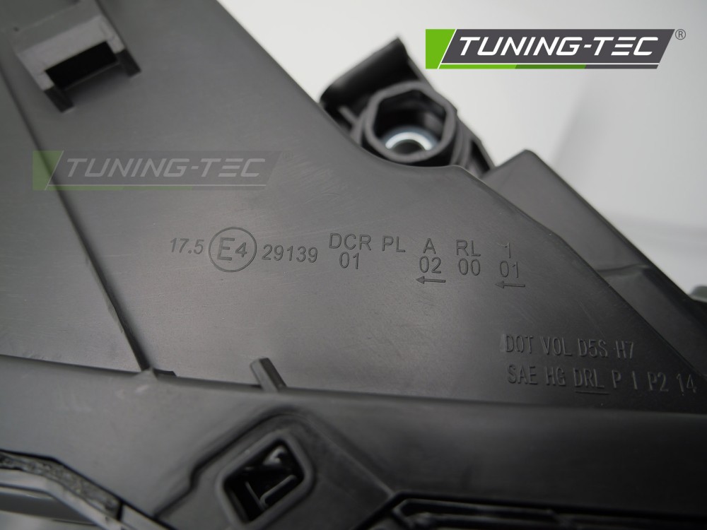 Přední světlo AUDI Q7 15-19 černé XENON PRAVÉ TYC