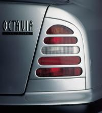 Kryty zadních světel Milotec (masky) - ABS černý, Škoda Octavia Limousine