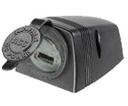 USB zásuvka ve voděodolném přídavném panelu