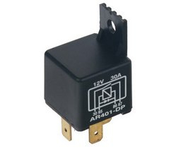 SPÍNACÍ relé 12V, 30A s diodou