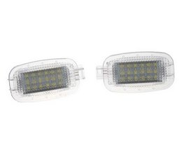 LED osvětlení interieru Mercedes