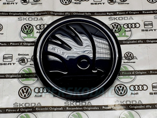 Přední / zadní znak Škoda ORIGINÁL GLOSSY BLACK (1 KS)