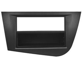 ISO redukce pro Seat Leon 2005- černý
