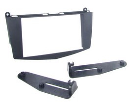 2ISO redukce pro Mercedes "C" 2007-