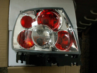 Audi A4 95-98 - zadní čiré lampy CHROM II