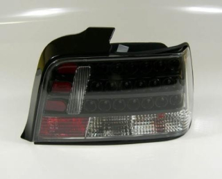 BMW E36 Limusína Zadní světla LED provedení Black